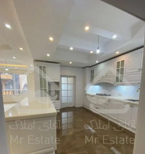 آپارتمان ۱۷۸ متری ۳ خواب  در شهرک نفت