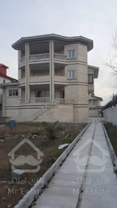 فروش ویلا تریپلکس فول امکانات