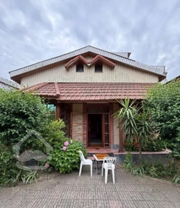 ویلا شهرکی با سند تکبرگ / بلوار فانوس