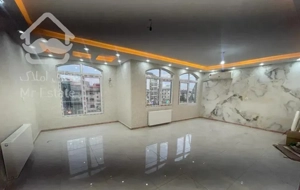 ۱۳۰ متر شیک و تمیز فول امکانات ( بَر اصلی ) گلسار