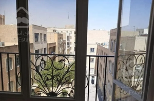 اپارتمان 75متر /روبنما/پارکینگ
