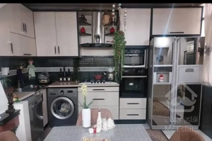 تنها آپارتمان فول امکانات با قیمت ۴.۳۰۰