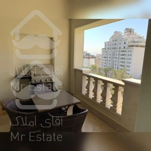 فروش آپارتمان ارزان در نیاوران ۲۱۰ متر با ۴ پارکینگ