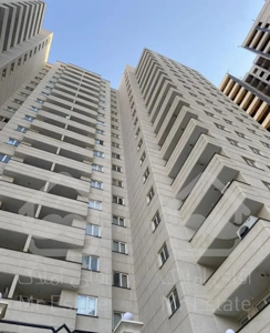 ۱۰۰ متری در مروارید شهر