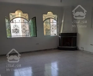 ۹۰ متر دوخوابه  در شهرک راه اهن