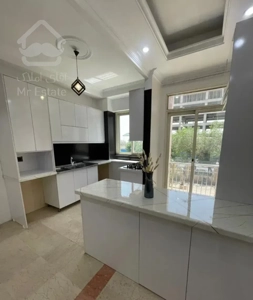 ۵۰ متر تک خواب / فول امکانات / سالن پرده خور