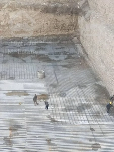 واحدی لوکس از برجی مدرن /رویال پارک ۲۲۰ متری /دهکده المپیک قابل تهاتر