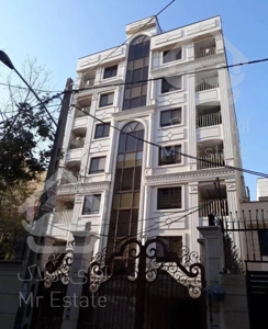 دبستان / ۲۰۰ متر / سه خواب / کلید نخورده