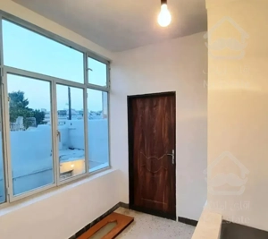 دوطبقه سندتک برگ نزدیک به خیابان اصلی مرکز شهر