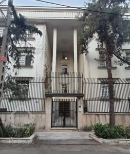 پاسداران ۶۵۰ متر مستغلات در ۳ طبقه با آسانسور
