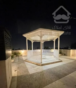 آپارتمان ۱۲۰ متری نوساز در بوستان پاسداران