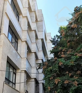 صفر با دو تراس* تماما آفتاب عرصه بالا* دوممر* لادن