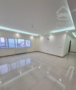 کلید نخورده، تک‌واحدی، سه‌خوابه  ۵.۵ میلیارد