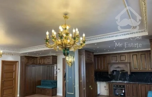 ۱۱۰متری میدان ونک