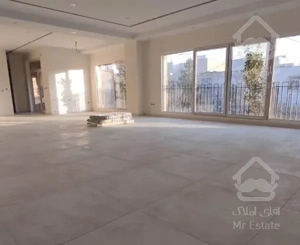 ۱۴۴ متر قدرالسم دار در شهرک راه اهن(یاس۴) زمین ۵۰۰