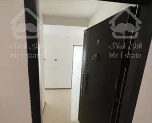 فروش آپارتمان ۱۰۱ متری در شمال چیتگر