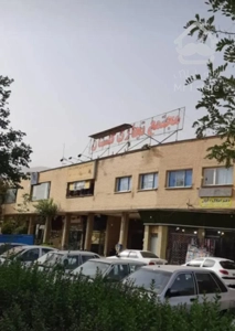 ۴۰ مغازه تجاری المپیک / زیبا دشت