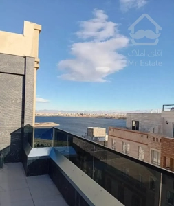 فروش واحد مسکونی بر خیابان والی