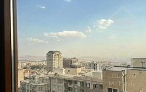 160 متر / طبقه آخر/ویو تهران/در حد کلید نخورده