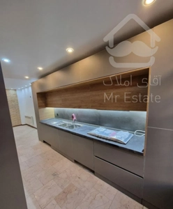 ۷۵ متری ۲ خوابه در شهرک نفت (منطقه ۵) در حد نوساز