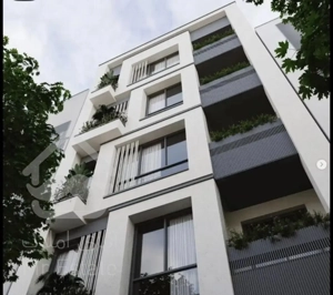 ۱۱۰ متر نوساز / فرعی دنج و آرام. آزادگان