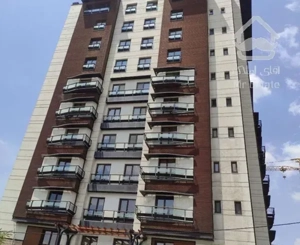 ۲۱۰متر غرق در نور