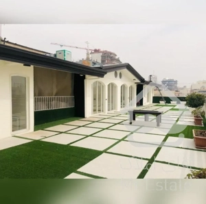 160 متر کلید نخورده واقع در قلب دروس