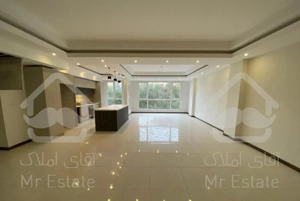 آپارتمان ۱۴۰ متری / نوساز