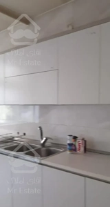 180متر، سه خوابه، سه طرف نورگیر