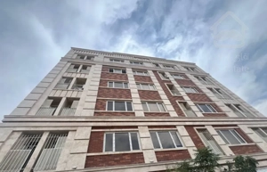 117متر کلید نخورده/2پارکینگ/کم واحد/سالن پرده خور