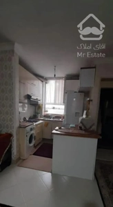 گلبرگ غربی،ابتدای حیدری،۴۵متر،پارکینگ و انباری