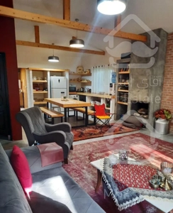 ویلایی  مبله همکف در نور مرکز شهر