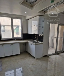 ۷۴ متر فول امکانات