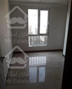 میرداماد شریعتی ۸۰ متر ۲ پارکینگ سندی