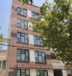 ۶۸متر/فول امکانات/رو به افتاب/تراورتن