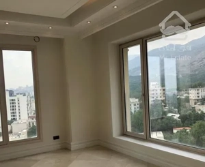 ۲۱۵متر، نیاوران، تکواحدی