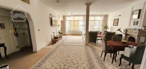 **** اقبال5 آپارتمان 150 متری ۲ خوابه طبقه ۱