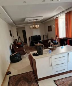 یک واحد۸۸ متر شمال ستارخان فوری