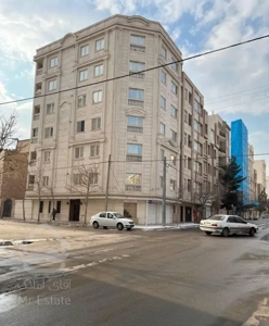 ۱۸۰ متری/فول امکانات/سردونبش