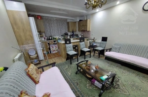 آپارتمان نقلی و اقتصادی * ۵۳ متر * آسانسور* انباری