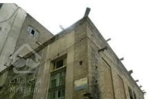 ۲۰۰ متر ی در یاسها سه طبقه فروشی