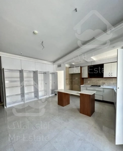 دارآباد ۶۰ متر غرق نور