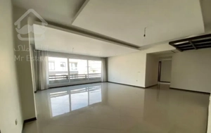 ۱۴۰ متر / ۳ خواب / فول امکانات