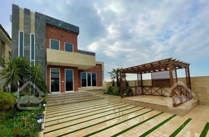 ۲۵۰متر مهندسی‌ساز با سندتکبرگ/استخردار۴خواب