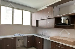 واحد ۹۵متری خیابان فلسطین