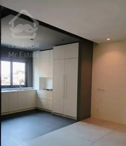 فرمانیه شرقی ۱۲۵ متر، دو خواب مستر، فول