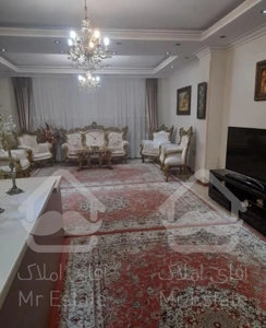 آپارتمان ۹۵متر ۲خواب کلید نخورده  ( خیابان صدر )