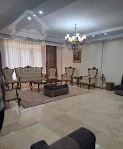 ۸۰متر۲خواب فول امکانات/۱۰ساله/تخلیه/فایل شخصی