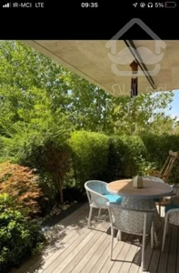 آپارتمان ویلایی ۲۵۰متر با حیاط تراس مشابه نوساز