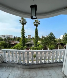 رهن آپارتمان ۹۵متری ۲خواب نوساز ( خیابا آرا )